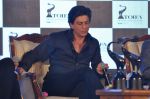 Shahrukh Khan at Times of India Awards press meet in Taj Land_s End, Mumbai on 29th Jan 2013 (28).JPG